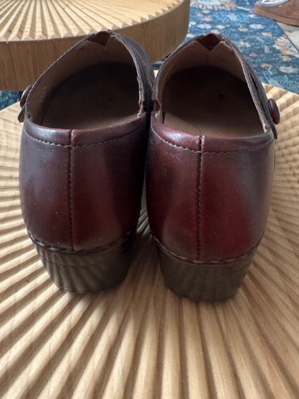 Dansko Solstice Clogs cordovan/burgundy leather size 39/8.5 Hardly Worn - Picture 4 of 11